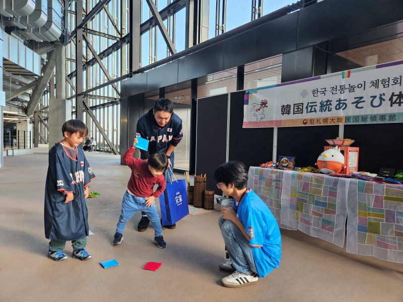 '한일드림 플레이어즈 게임' 계기 한국문화체험부스 운영